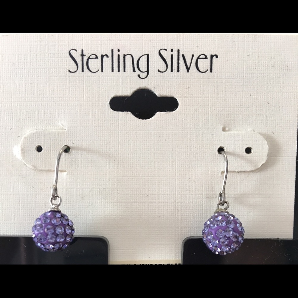 Fashion earrings for your little girl